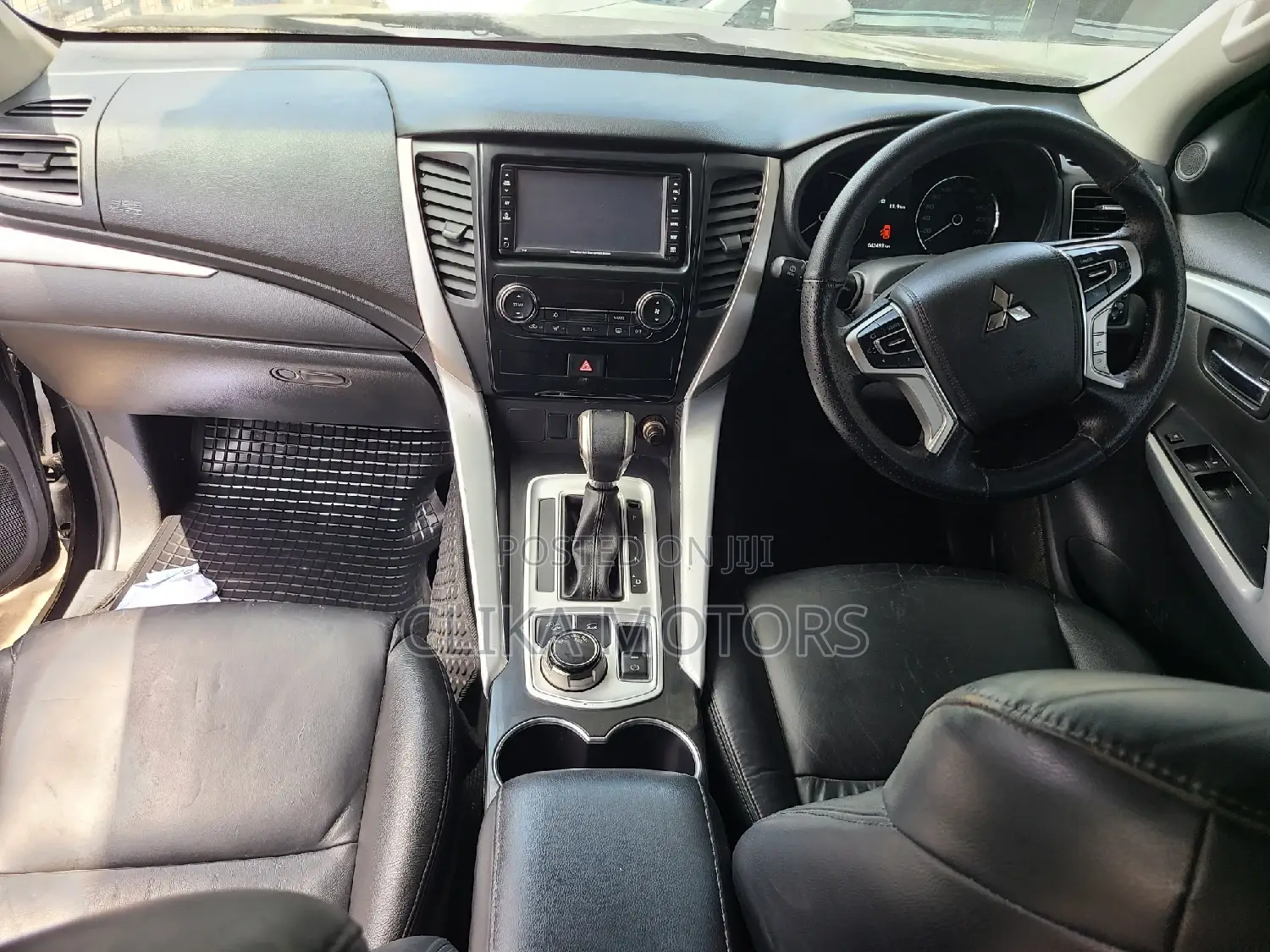 Mitsubishi Pajero V80 3.0 VR-I 2016 Matt Black