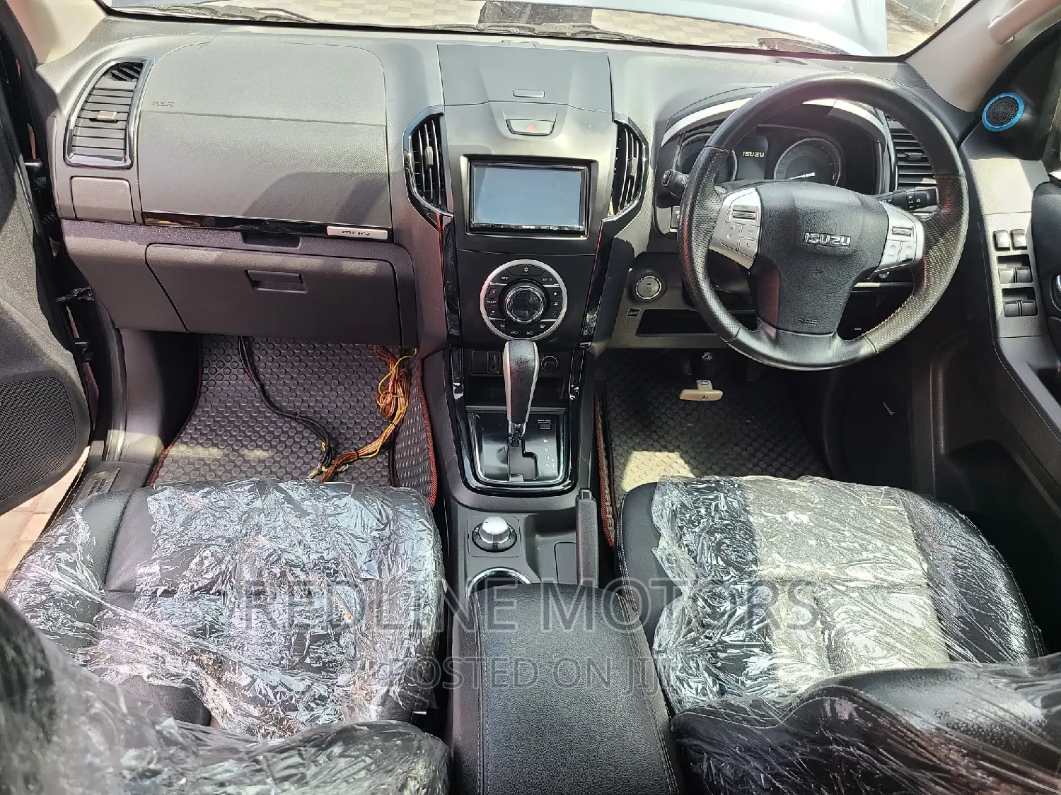 Isuzu D-MAX 2016 Black