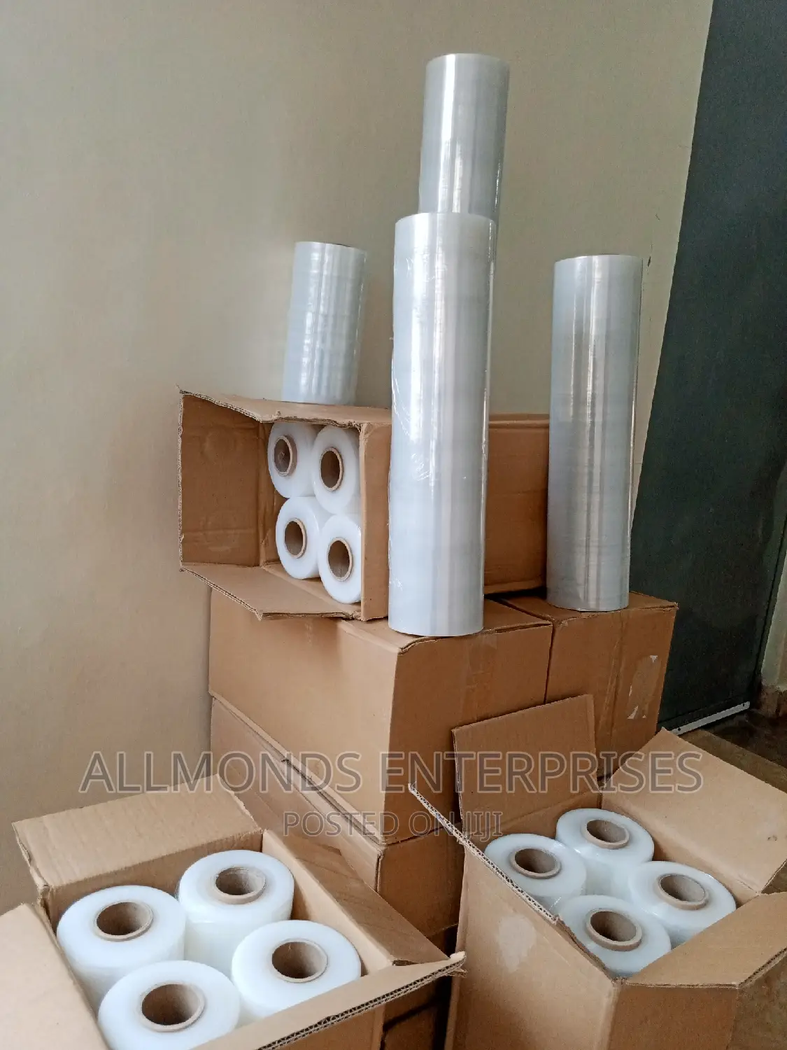 Shrink Wrap/Hand Stretch Film( As From 3 Pieces And Above)