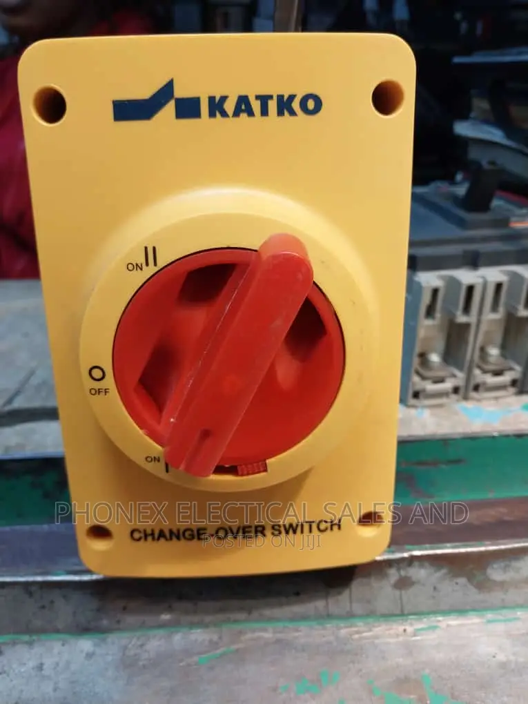 Manual Changeover Switch