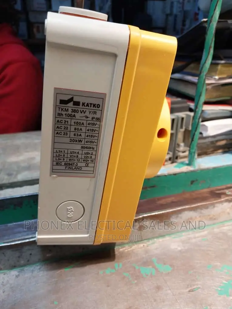 Manual Changeover Switch