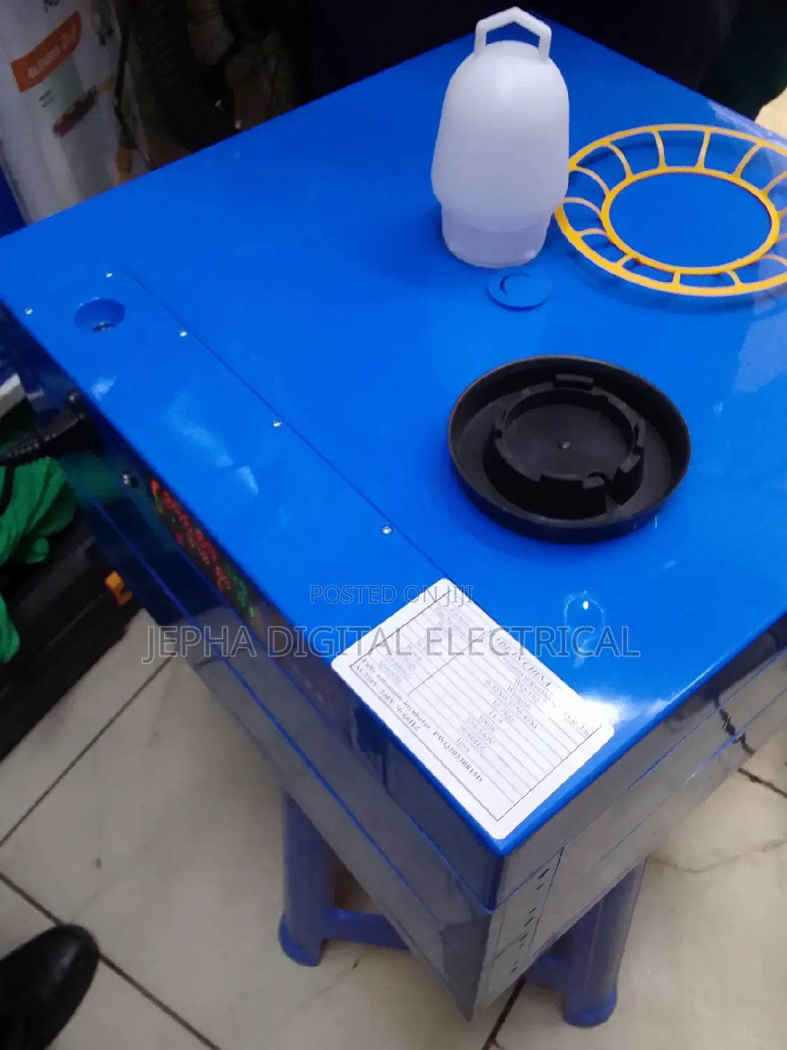 Automatic Incubators 128 Eggs Capacity