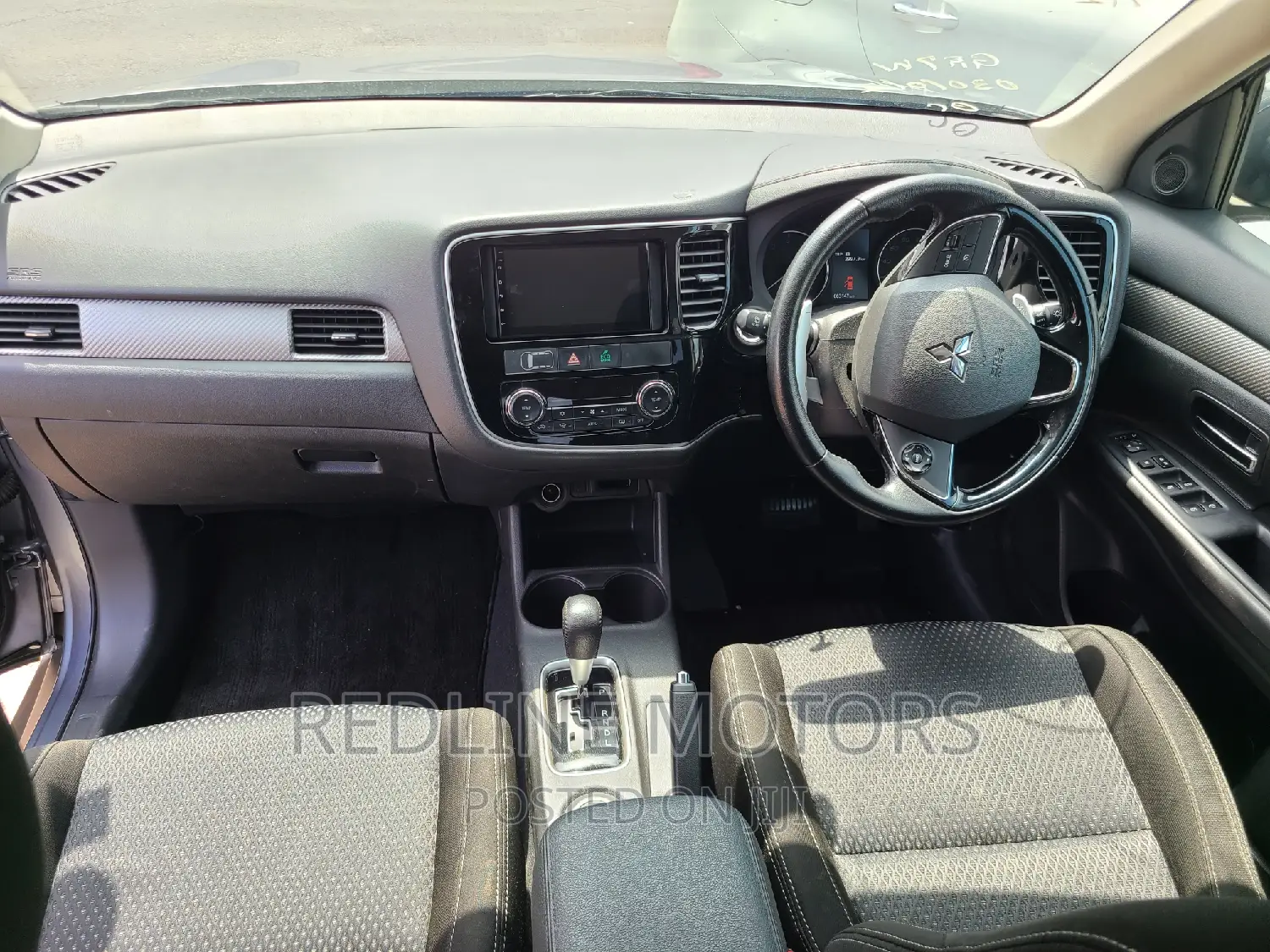 Mitsubishi Outlander 2.0 PHEV AWD 2016 Gray