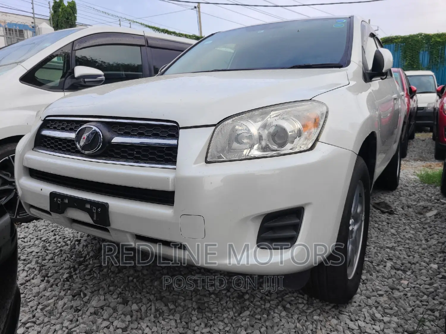 Toyota RAV4 LE AWD (2.5L 4cyl 6A) 2016 White