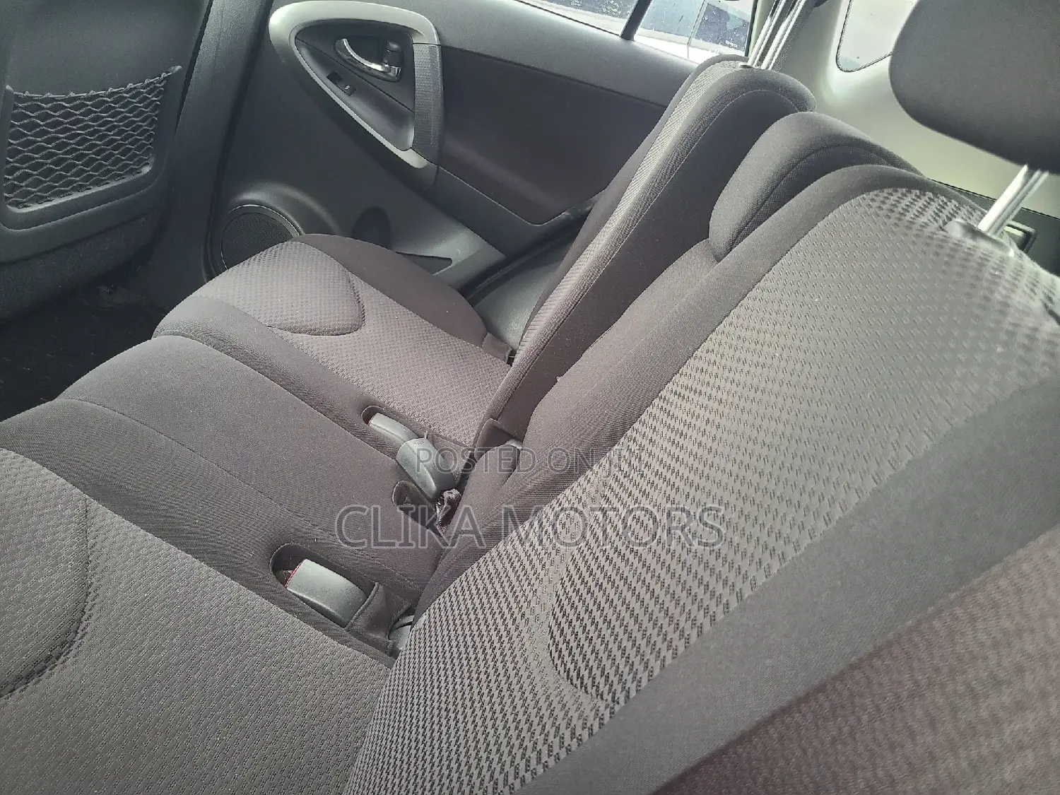 Toyota RAV4 LE AWD (2.5L 4cyl 6A) 2016 White