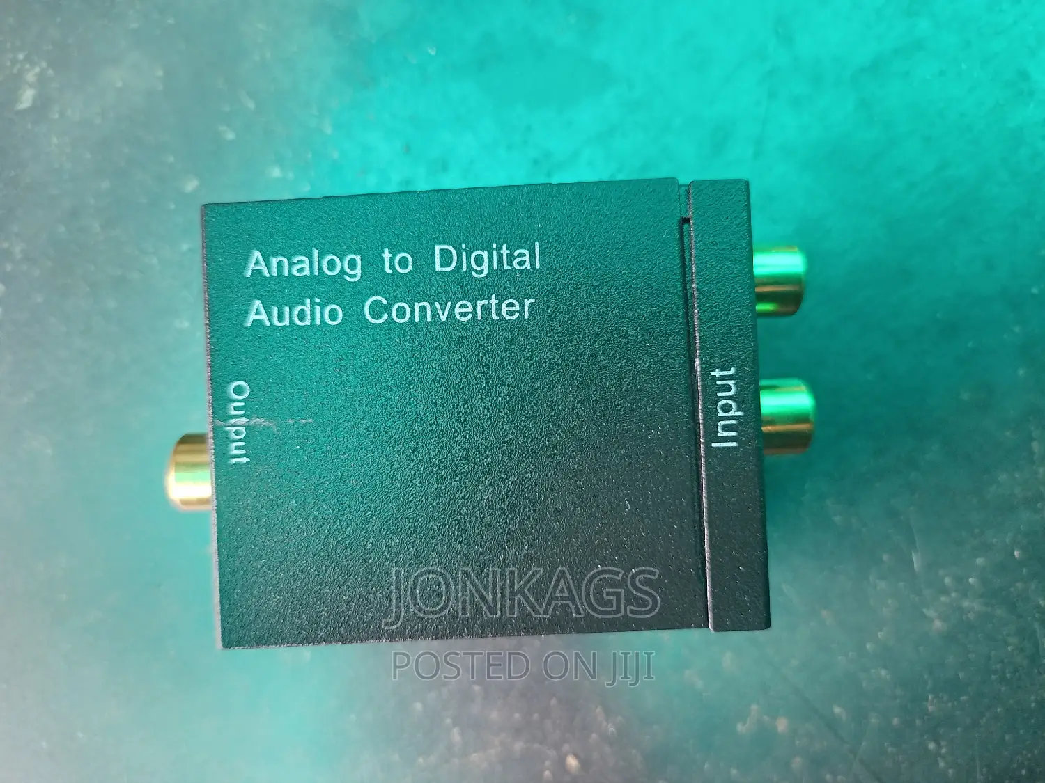Analogue to Digital Audio Converter ( AV to Optical/Coaxial)