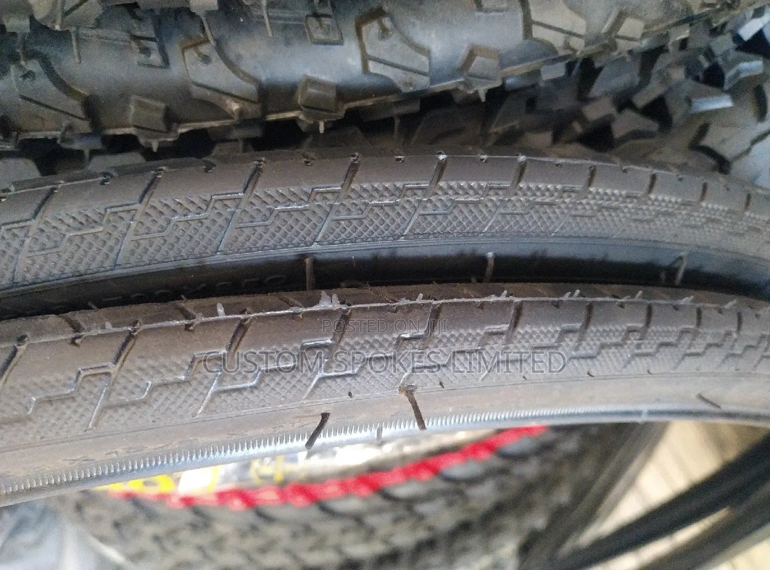 DSI - Road Bike Tyre 700x25c (25-622)