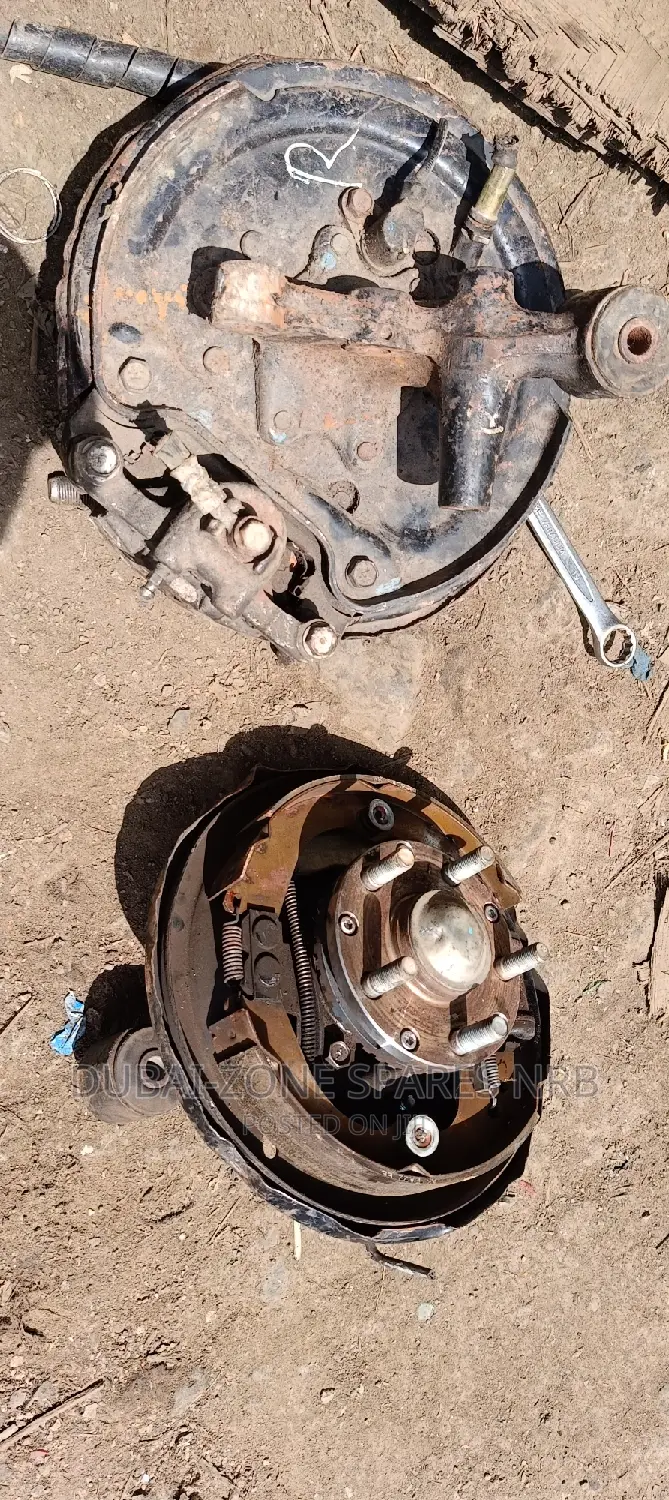 Impreza, Legacy, Forester Rear Wheel Hubs Complete Available