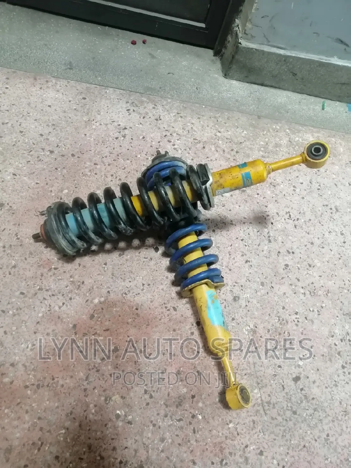 Toyota Vigo 4wd Complete Front Shock Heavy Duty