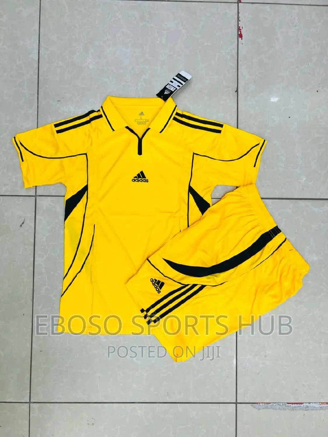 Yellow Adidas Football Unifor/Game Skit
