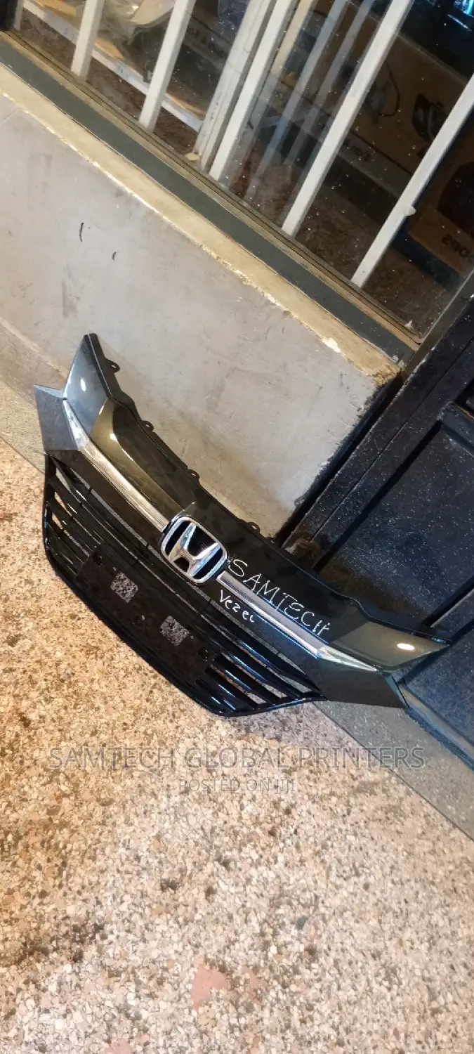Acquirable Honda Vezel Grill \\>>• 
