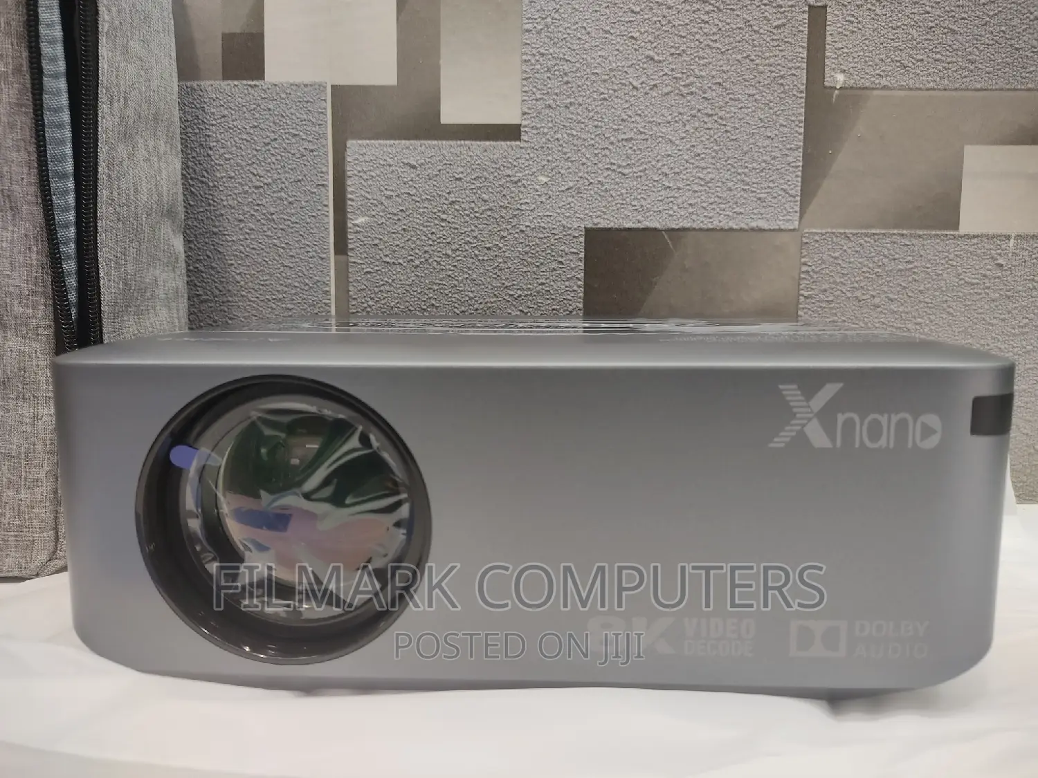 Xnano X1 Pro Android 9.0 1080P Supported 350 ANSI Lumens