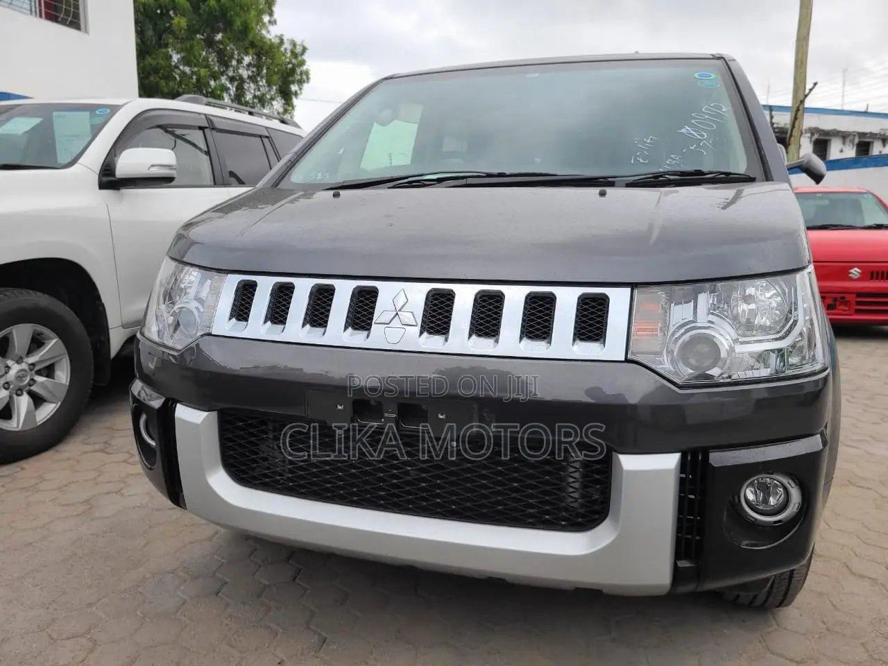 Mitsubishi Delica 2016 Matt Black