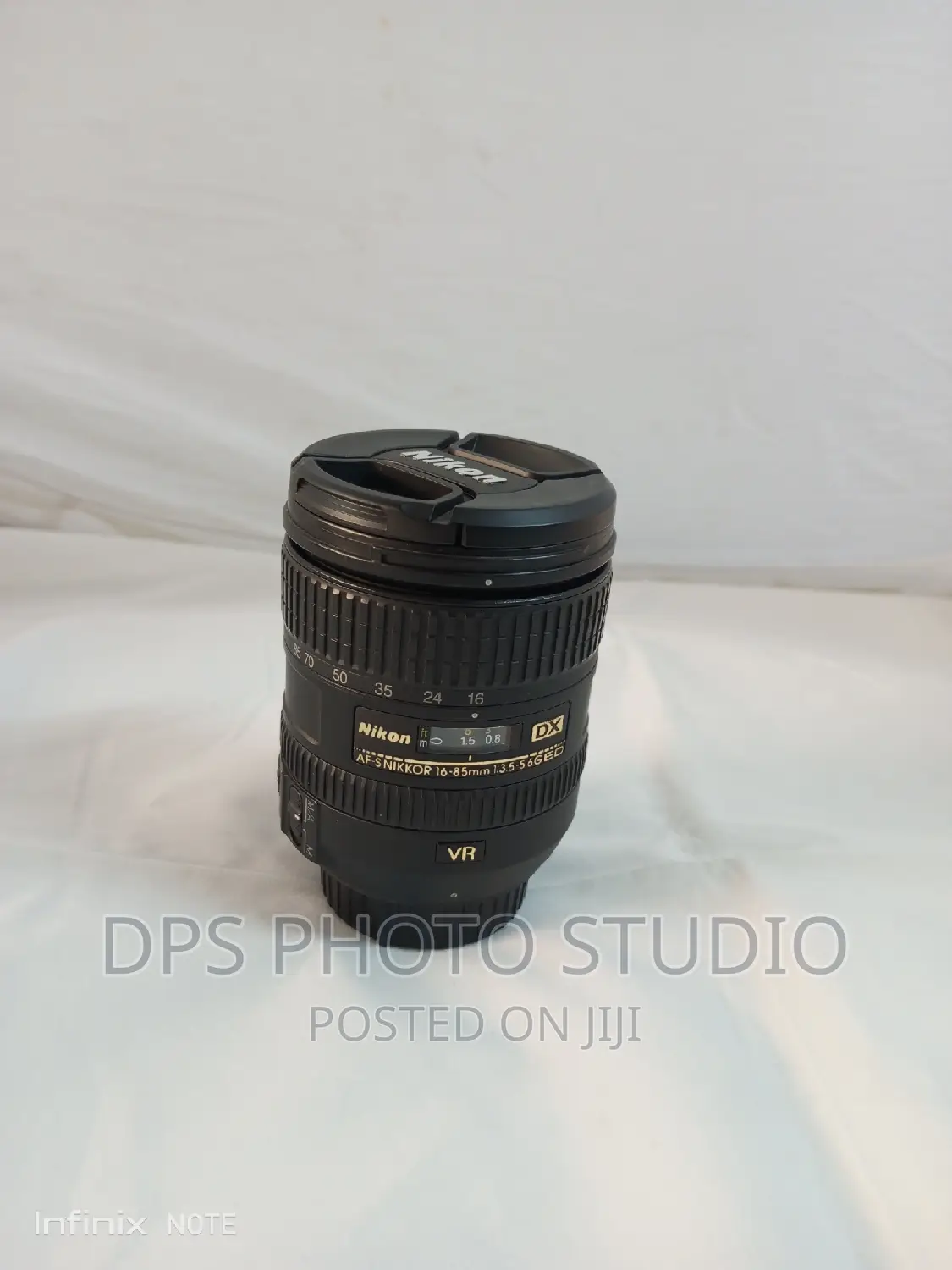Nikon AF-S DX Nikkor 18-105mm F/3.5-5.6g ED VR Zoom Lens