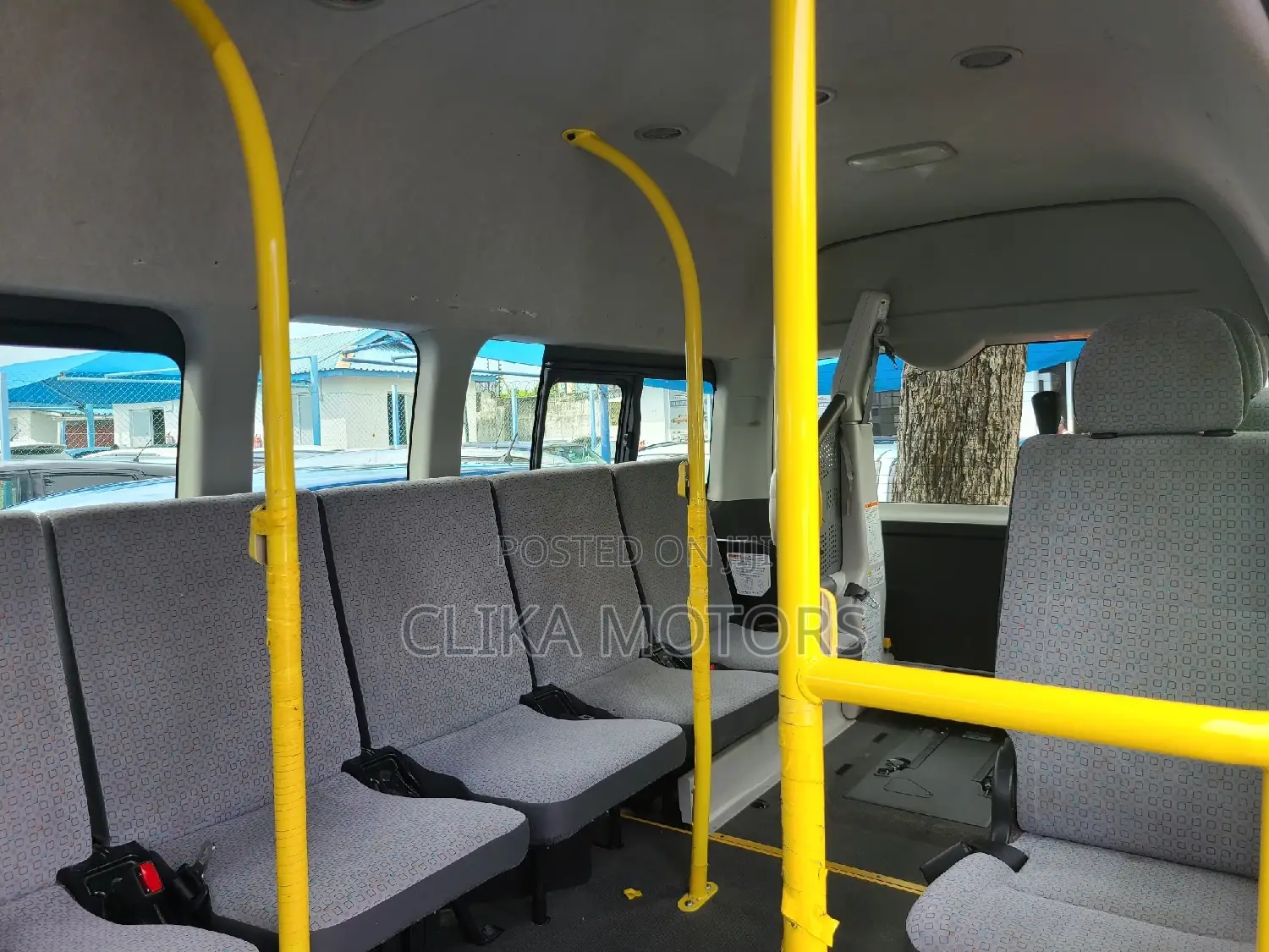 Toyota HiAce 2016