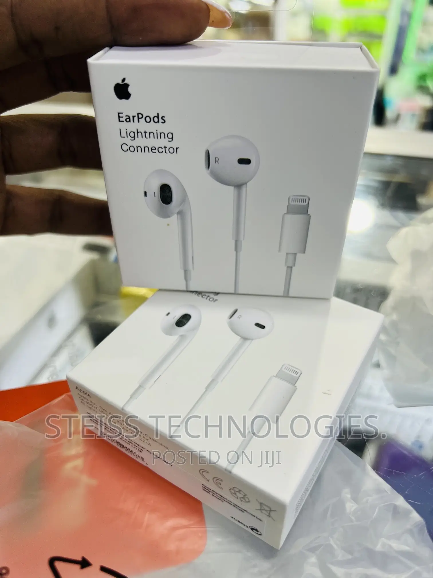 iPhone 13 Pro Lightning Connector