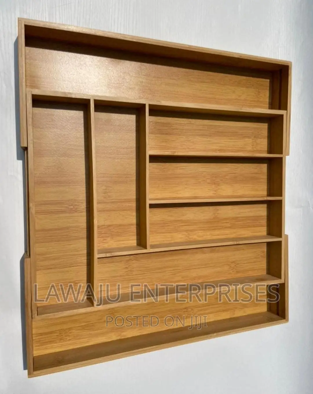 Expandable Bamboo Cutlery Organizer