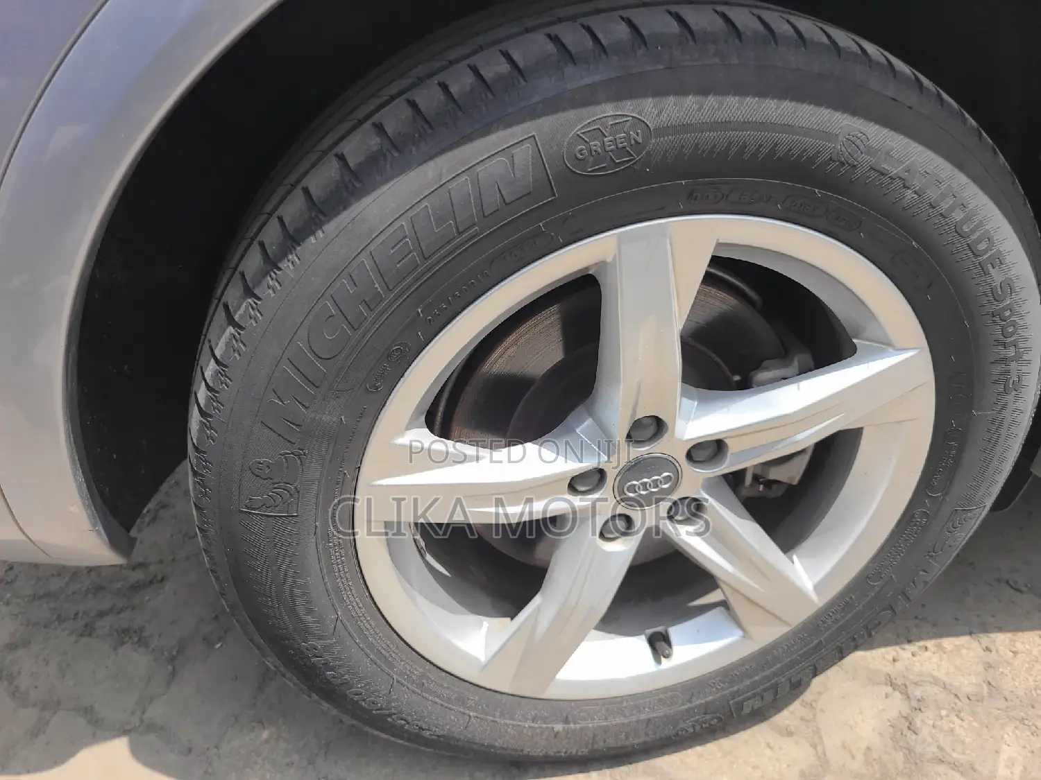 Audi Q5 2.0T Premium AWD quattro 2018 Silver