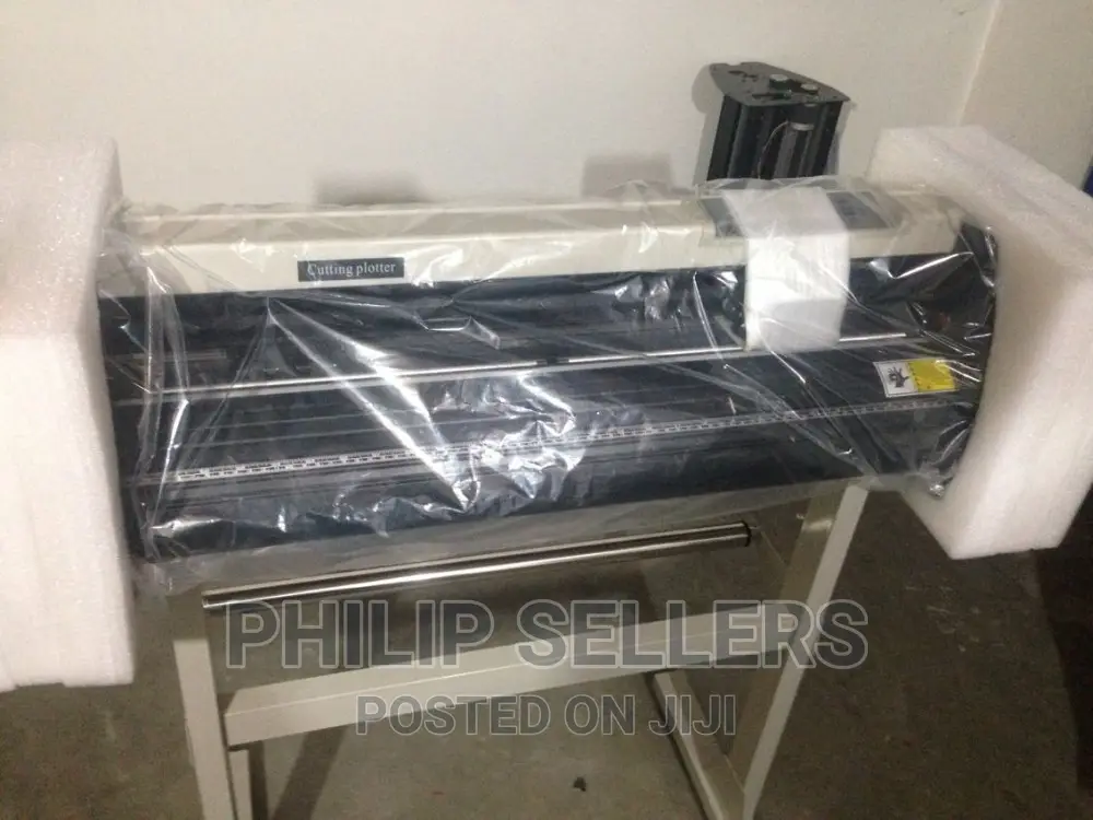 Brand New Vinyl Cutter Plotter Machine
