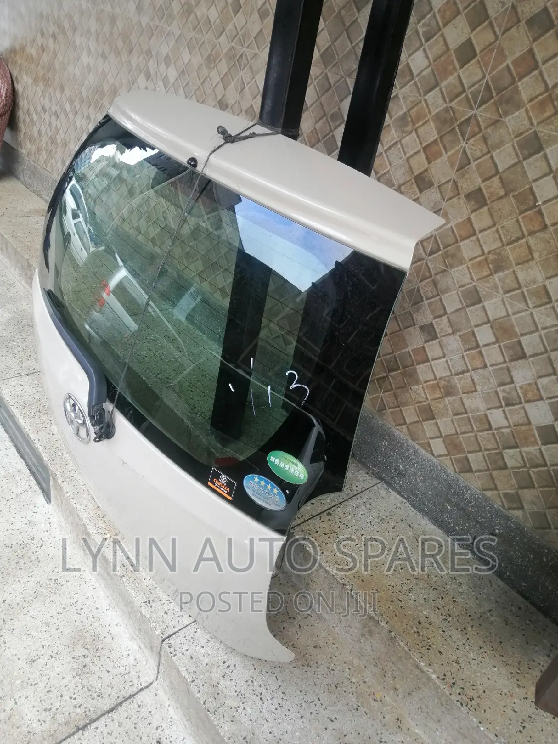 Toyota Passo 2012 Rear Boot