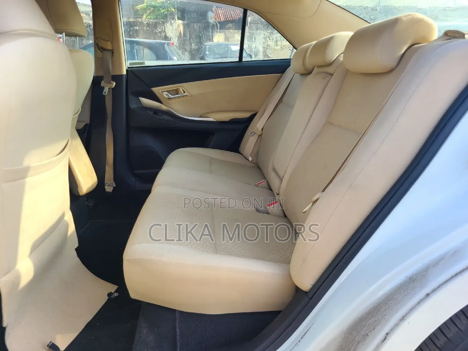 Toyota Premio 1.5 FWD 2016 White