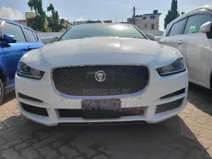 Jaguar XE 20d AWD 2017 White