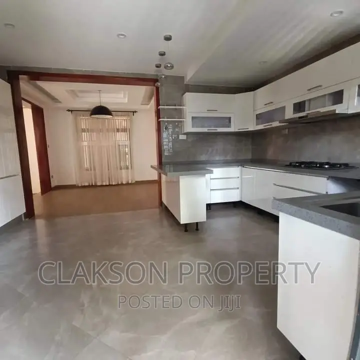 5bdrm Townhouse / Terrace in Lavington for rent