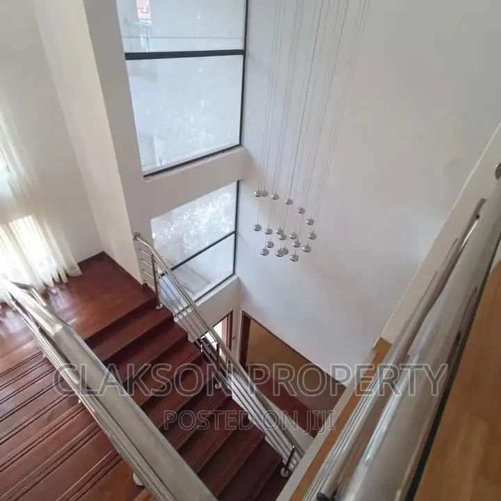 5bdrm Townhouse / Terrace in Lavington for rent