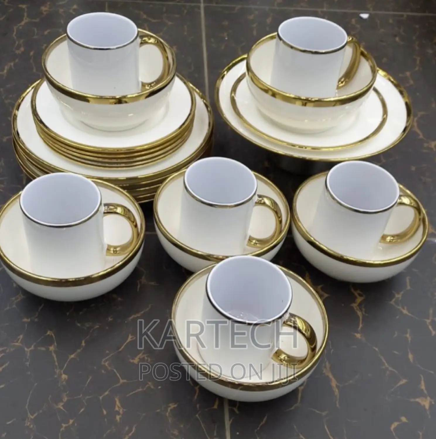 24 PCS Golden Ceramic Dinner Set