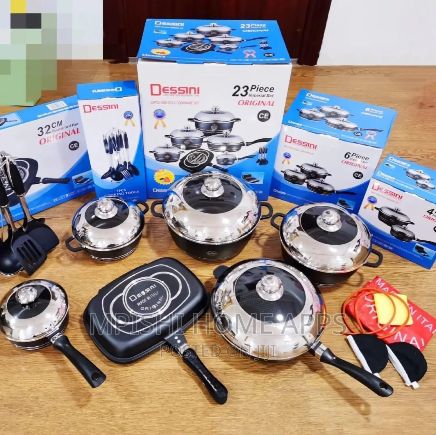 23pc Black Dessini Cookware