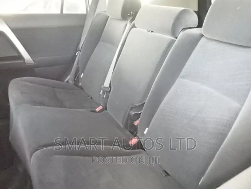 Toyota Land Cruiser Prado 2017 Blue