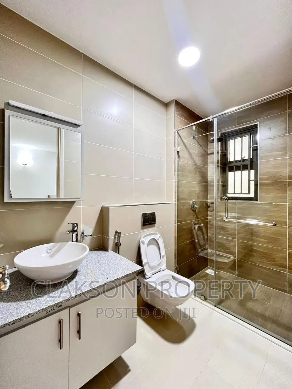 3bdrm Apartment in Muthagare, Lavington for sale