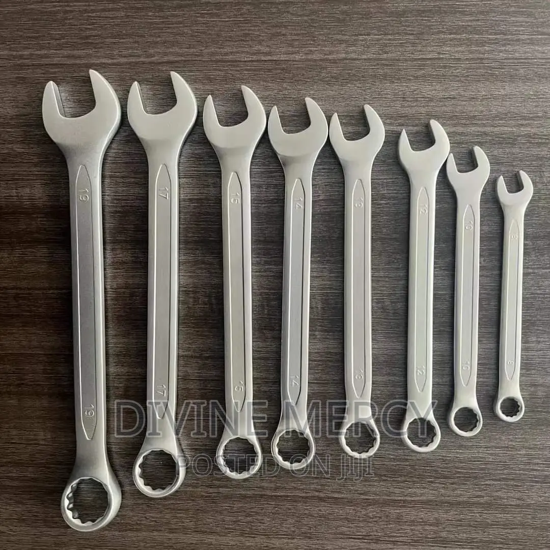 Spanners/Screw Drivers/Screwdriver