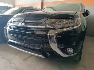 Mitsubishi Outlander 2.4 PHEV AWD 2016 Black