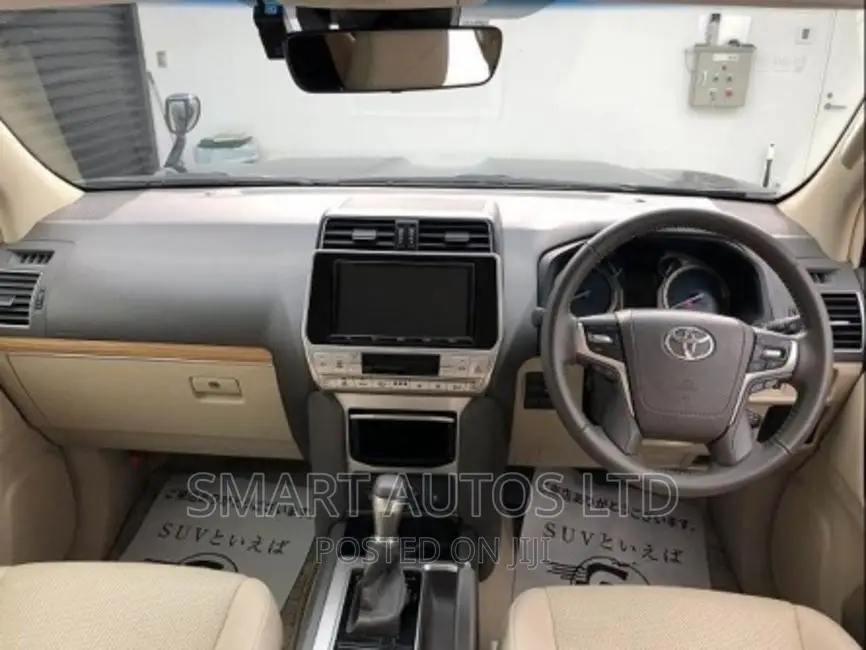 Toyota Land Cruiser Prado 2018 Blue