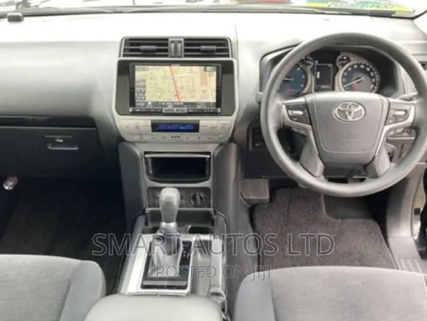 Toyota Land Cruiser Prado 2018 Black