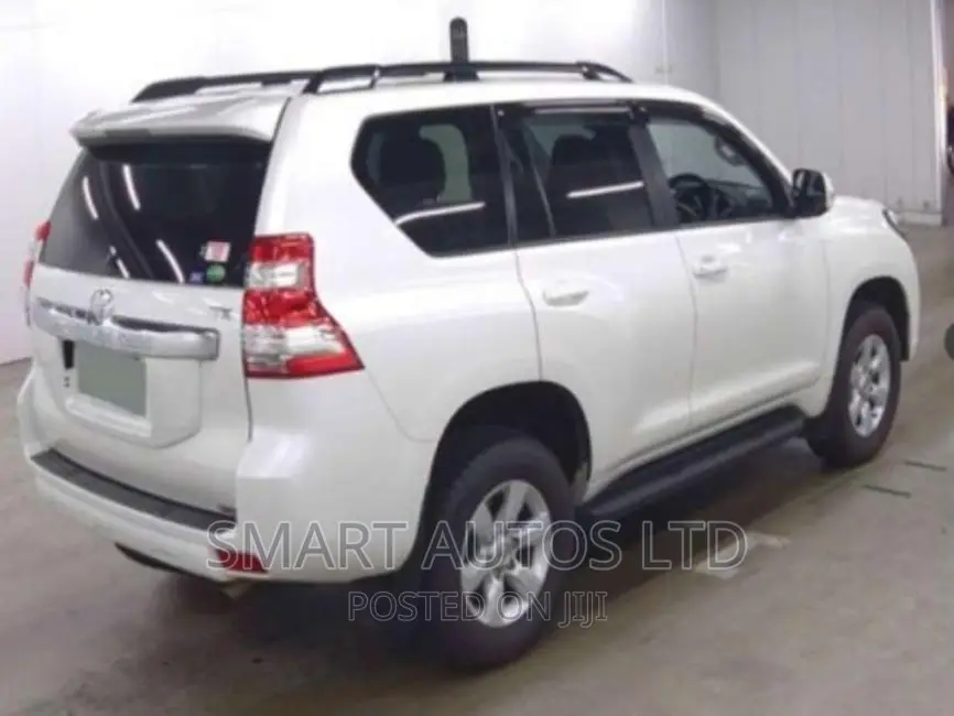 Toyota Land Cruiser Prado 2016 Pearl