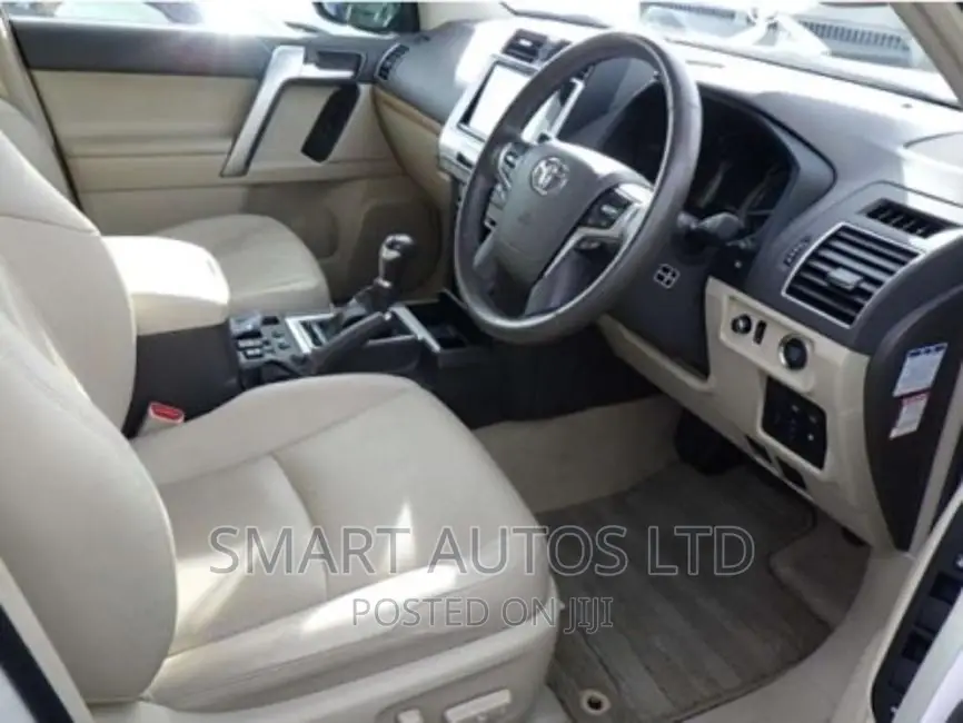 Toyota Land Cruiser Prado 2018 Pearl