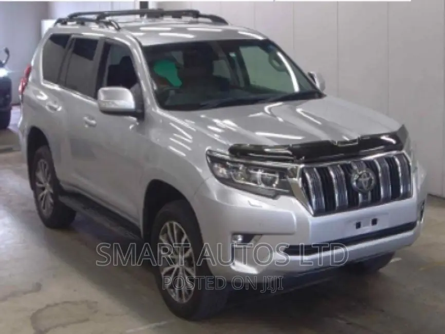 Toyota Land Cruiser Prado 2018 Silver