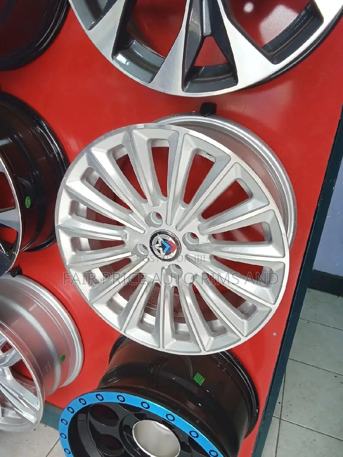 Silver Sporky Brand New Size 15 Sports Rims.