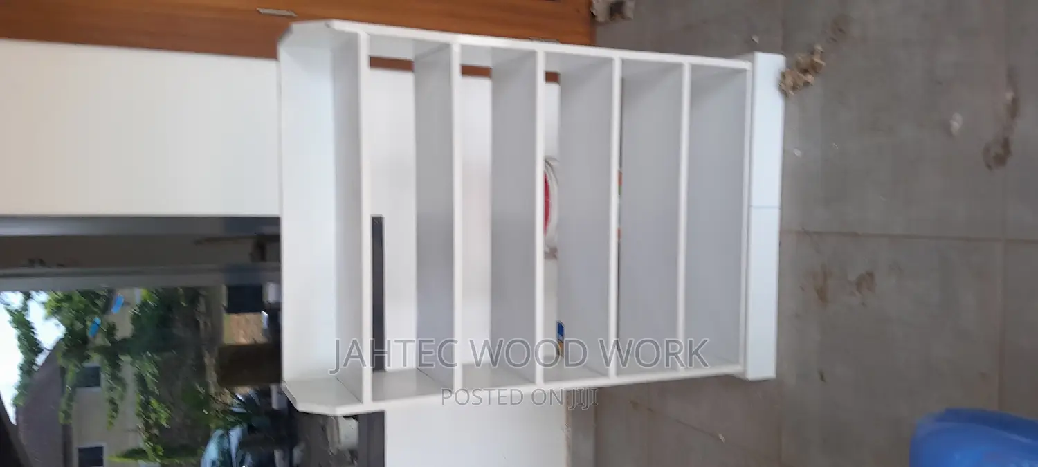 Kitchen Cabinets Installing M