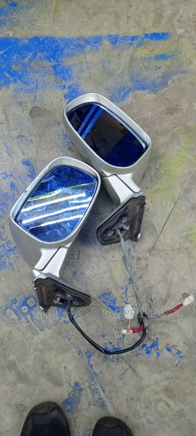 High Quality Premio 260 Side Mirrors** / 