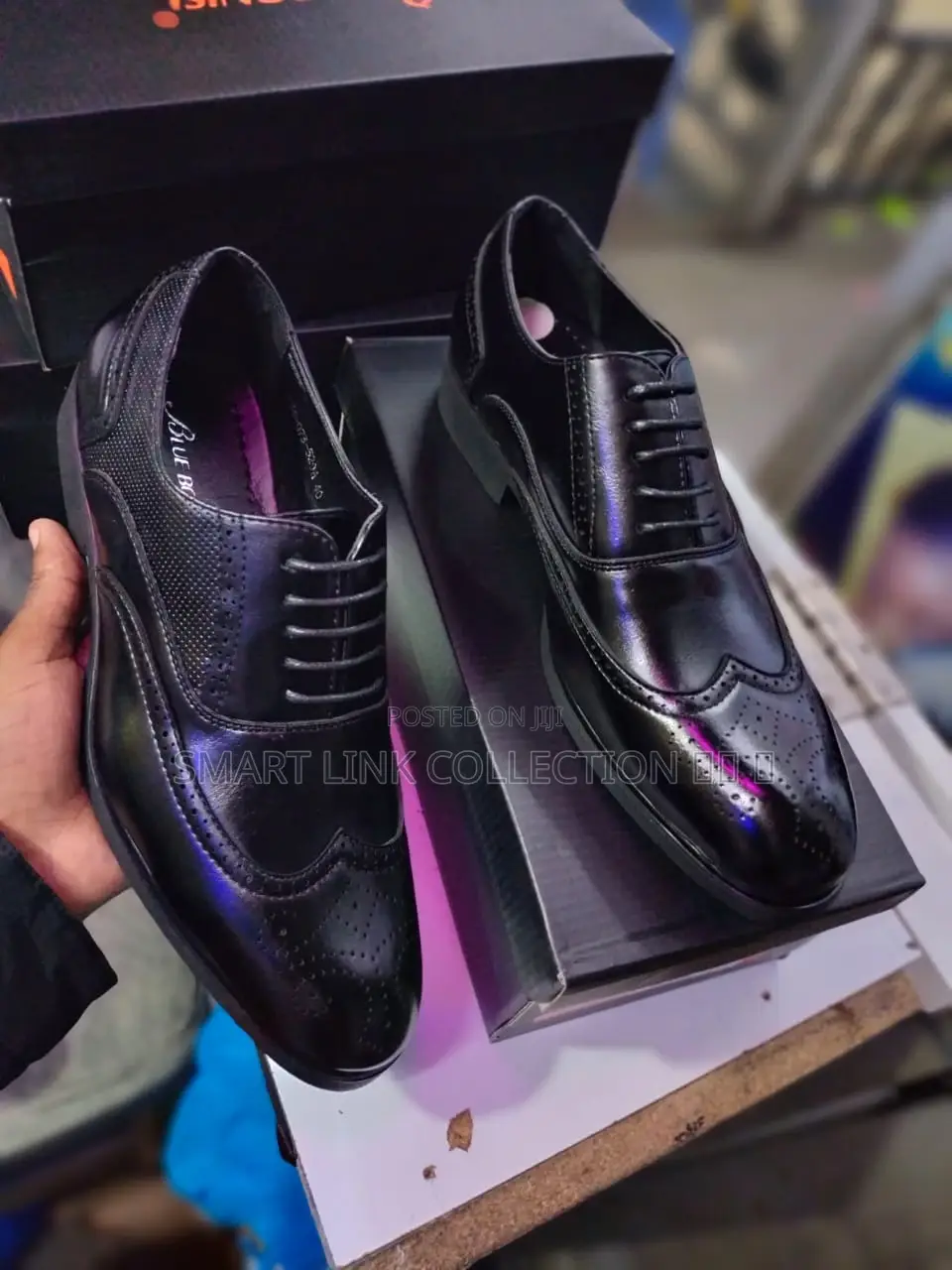 Leather Oxford Officials