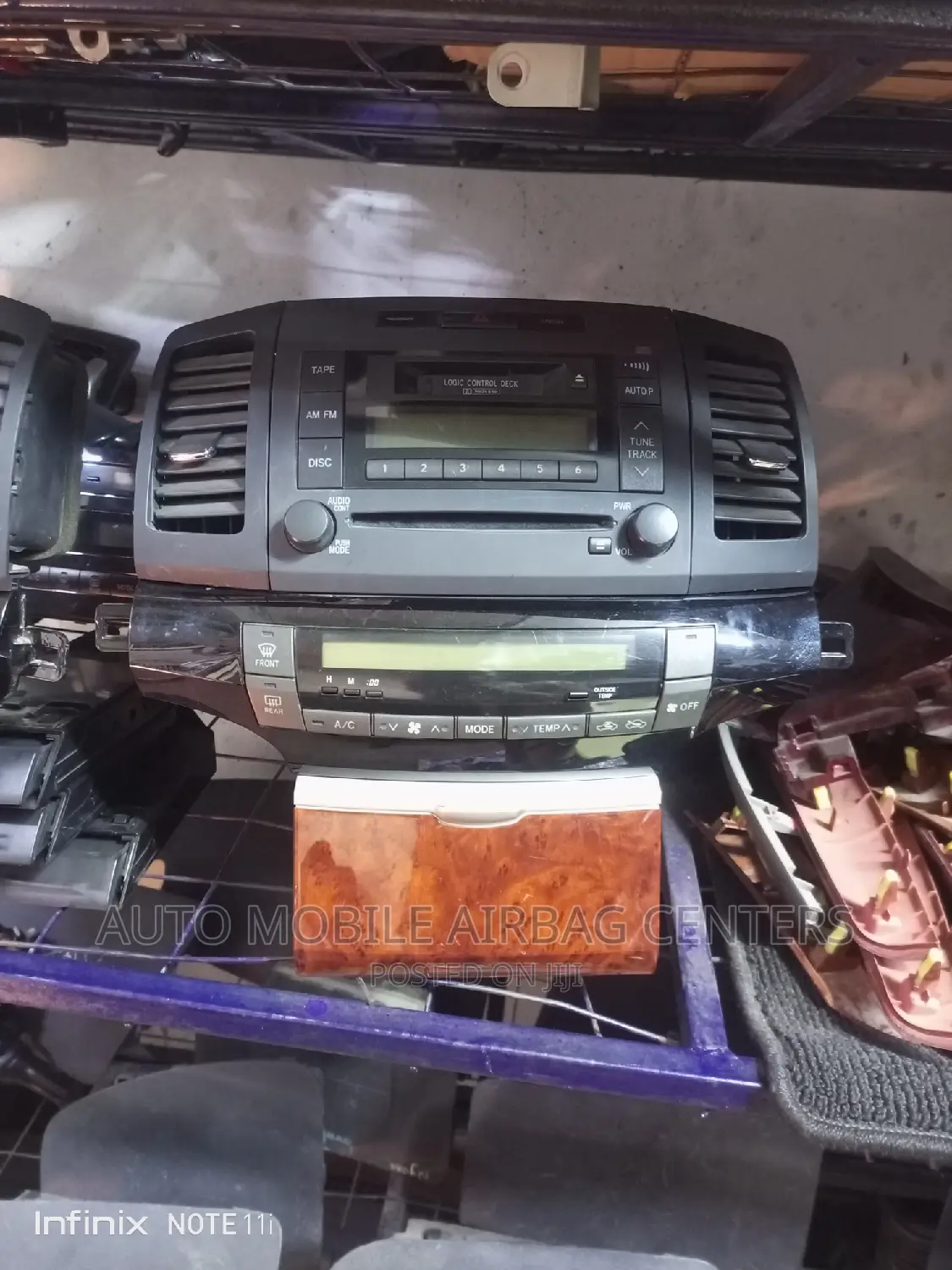 Premio/Allion 240 Radio With AC