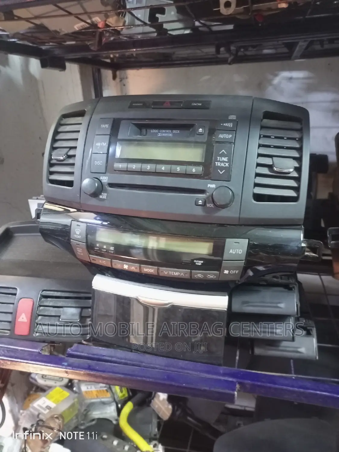 Premio/Allion 240 Radio With AC