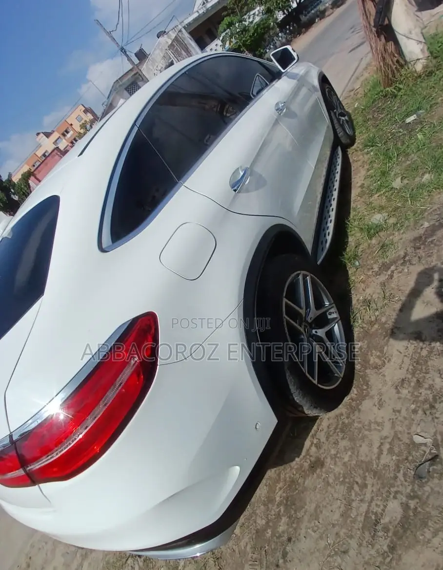 Mercedes-Benz GLE-Class GLE 350d 4MATIC 2017 Ivory