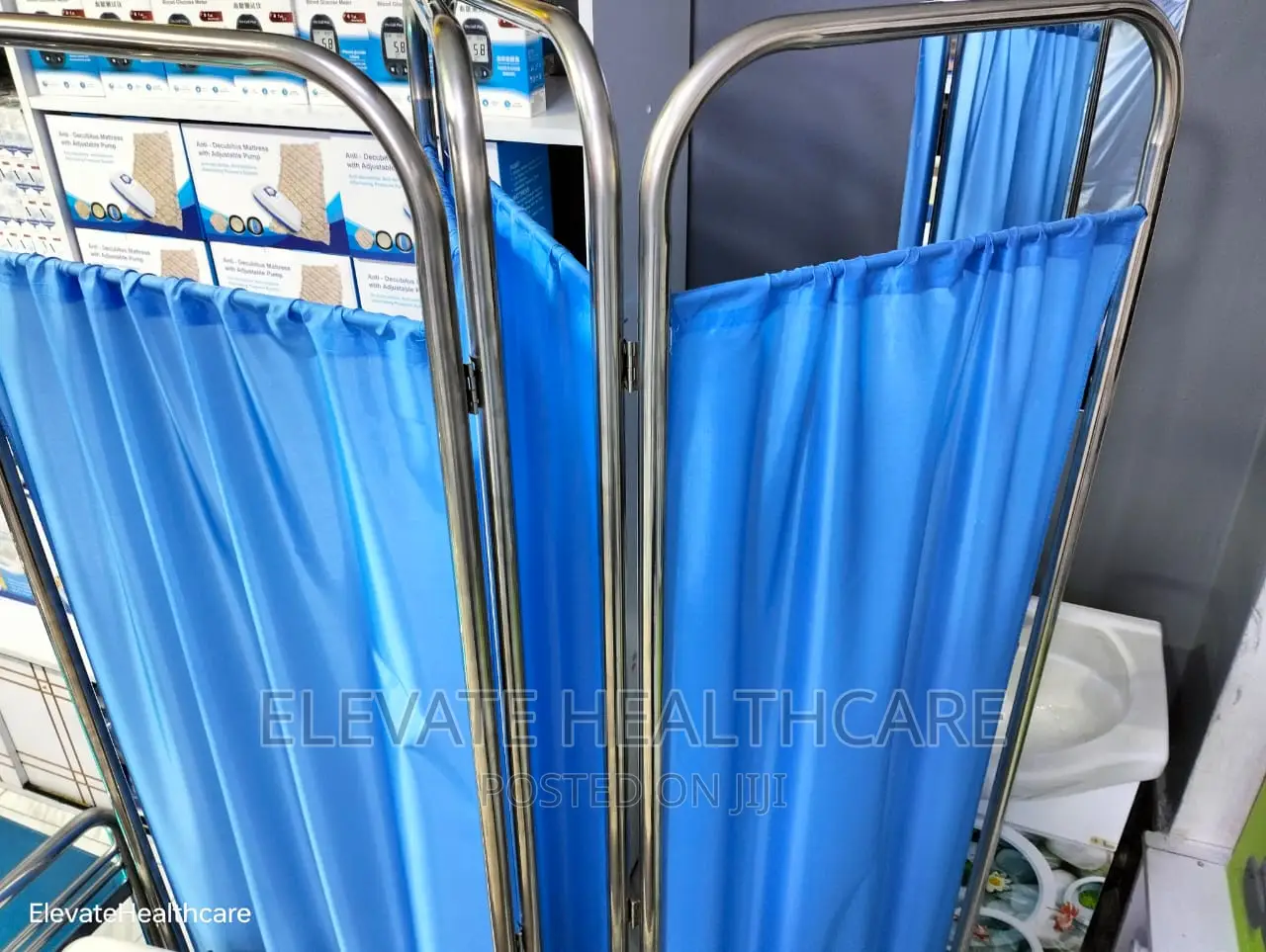 Ward Screen Four Fold