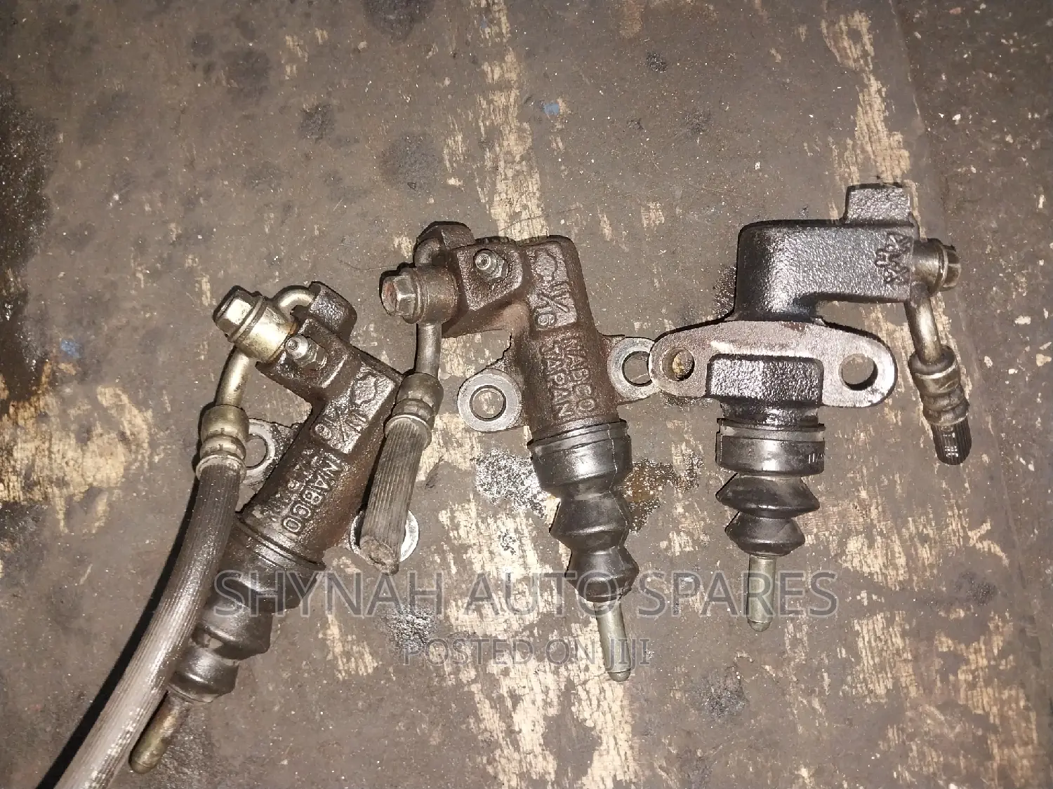 Slave Cylinder Nissan Sahara and Nissan Td27