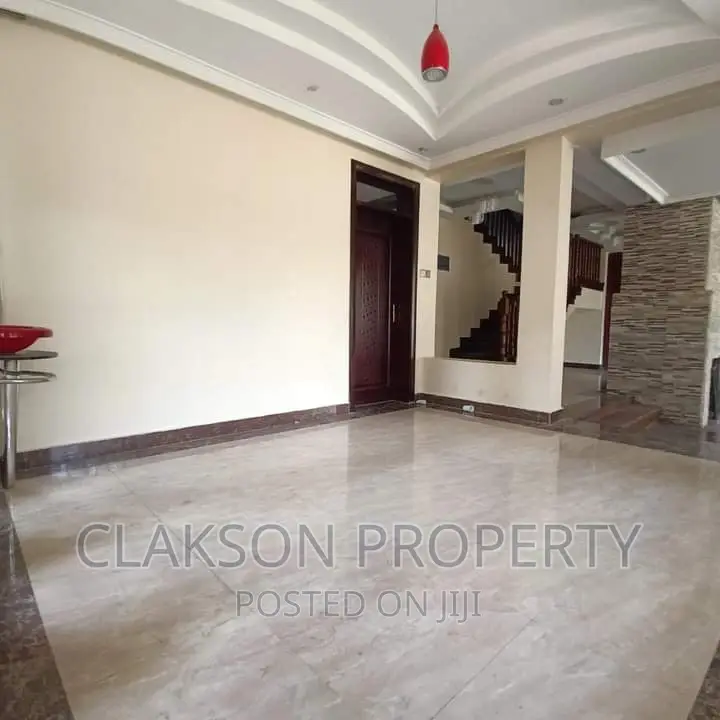 5bdrm Townhouse/Terrace in Lavington for sale