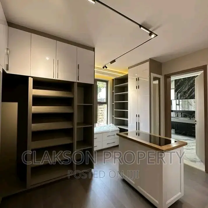 6bdrm Townhouse/Terrace in Lavington for sale